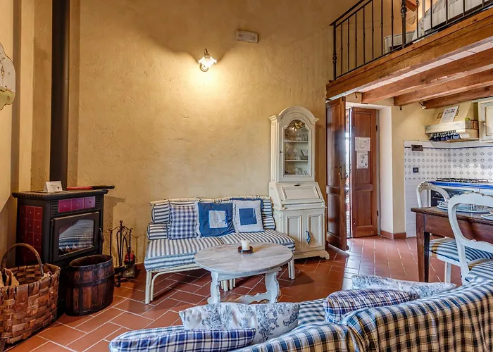 Podere Campiglia Farm stay *